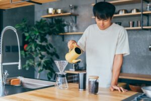 自宅で飲食店を開きたい！必要な資格や営業許可を取得する方法・営業基準